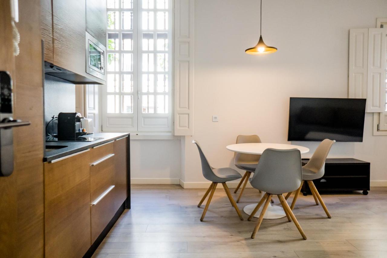 Casa Palacio La Casa Blanca Suites Севилья Экстерьер фото